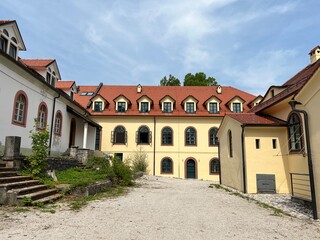 The building of the Sajne bookstore - Stari trg pri Lozu, Slovenia (Stavba Knjigarnice Sajne, Graščinski kompleks Snežnik - Stari trg pri Ložu, Slovenija)