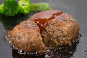 ハンバーグステーキ