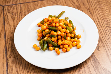 chickpea with green beans