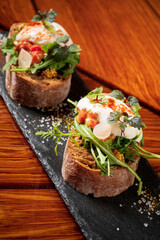 Healthy bruschetta with salmon tartare