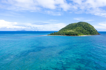 Sicogon Island is a hidden gem gleaming off the coast of Northern Iloilo. Blessed with pristine, sandy beaches, and clear, turquoise waters, Sicogon is a tropical nature destination on the verge of be