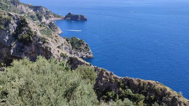 Furore - Panoramica della costiera dal parcheggio di Via le Porpore