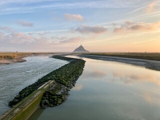 Amanecer en el monte Saint Michel III 