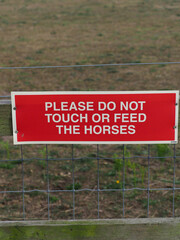 Do Not Feed Sign