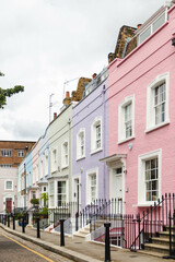 Chelsea Colour Houses - 528975875