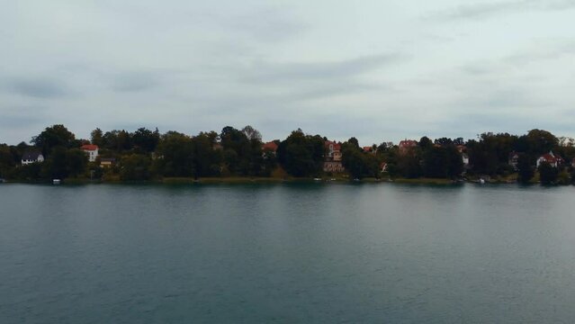 Lake Strauss