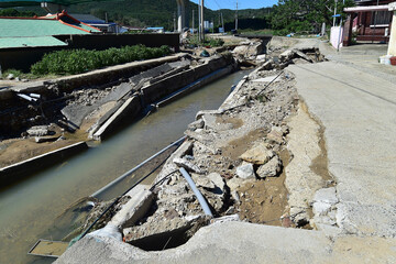 Damaged by the typhoon Hinnamnor in Gangsa-ri, Homigot-myeon, Nam-gu, Pohang-si, Gyeongsangbuk-do,...