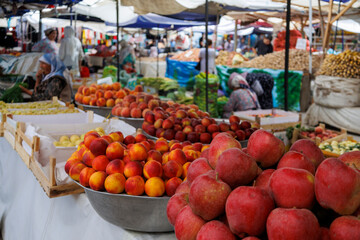 Fresh fruits on the shelves of the oriental bazaar.