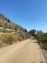 road to the mountains