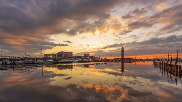 Erie, Pennsylvania, USA from Dusk to Night