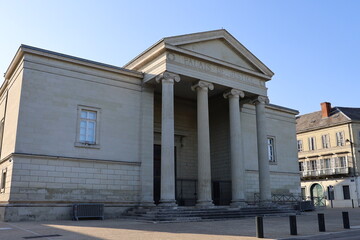 Le palais de justice, vue de l'extérieur, ville de Périgueux, département de la Dordogne, France