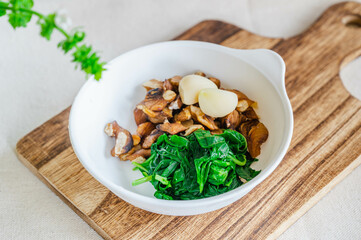 やわらかい味の基本のバジルソースの材料