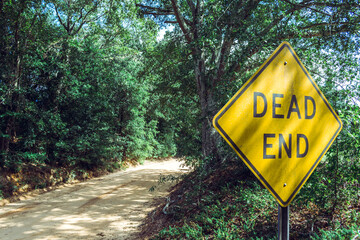 dead end dirt road
