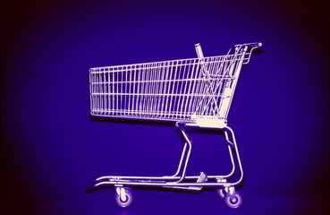 Side profile of a shopping cart