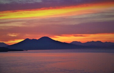Sonnenaufgang über dem Vesuv