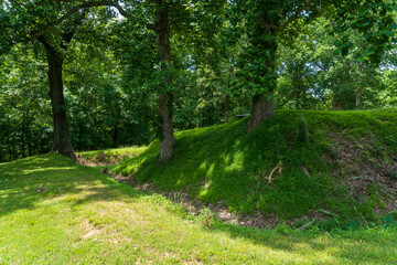 Donelson National Battlefield American Civl War Site. Earth walls were constructed by confederate soldiers and slaves to defend the river. 