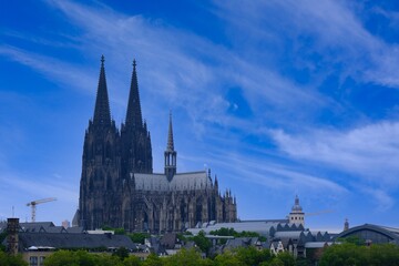 Fototapeta na wymiar Panorama von Köln am Rhein mit Dom