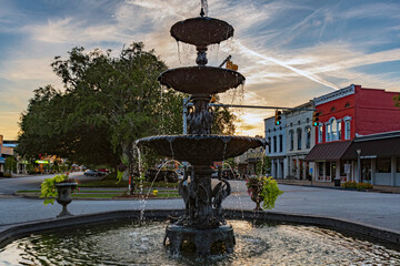MacMonnie's Fountain in Eufaula at sunset