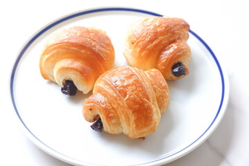チョコレートが入ったクロワッサン