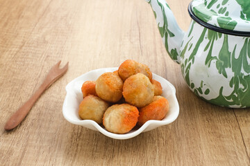 Cimol, Indonesian snack made from tapioca flour with a sprinkling of cheese powder
