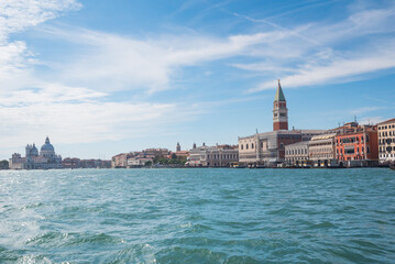 Fototapeta na wymiar Venice, Italy. Beautiful tourist destination. Romantic scenery - European island.