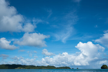Obraz premium clouds over the sea