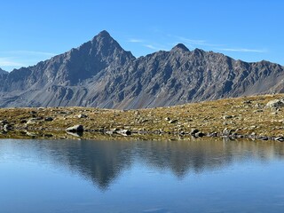 Alpine lakes above the Fl&uuml;elapass mountain pass and in the Silvretta Alps (Swiss Alps massif), Davos - Canton of Grisons, Switzerland (Kanton Graub&uuml;nden, Schweiz)