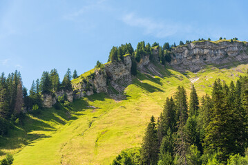Fototapeta na wymiar Rocky formation landscape of the peak of a mountain in Glarus, Switzerland