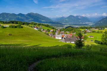 Dorf Gurtis bei Nenzing im Walgau, in Vorarlberg, Österreich