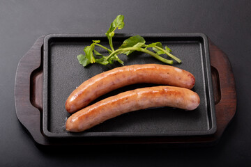 牛タンソーセージ