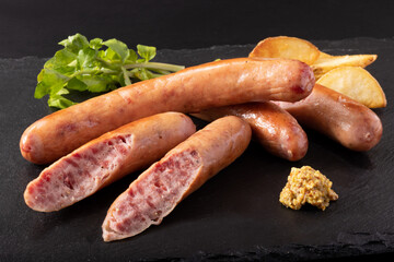 牛タンソーセージ