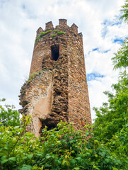 Fototapeta premium Les tours, vestiges de La Bastida (Olette),Pyrénées-Orientales,Occitanie,France. 
