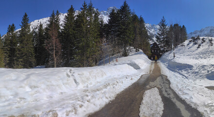 Landscapes on the road to lake Morskie Oko (Eye of the Sea Lake) at winter in Zakopane, Poland. © Svitlana