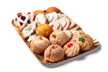 Vassoio di pasticcini tradizionali della Sardegna, cibo italiano 