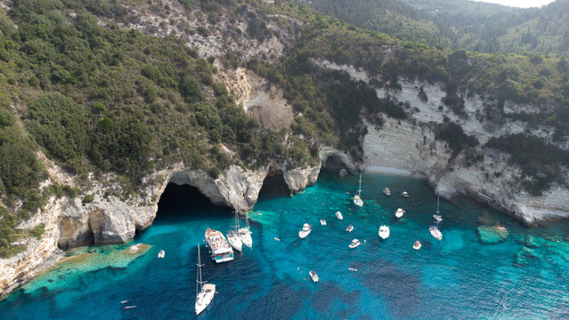 fotografie dell isola di paxos in grecia