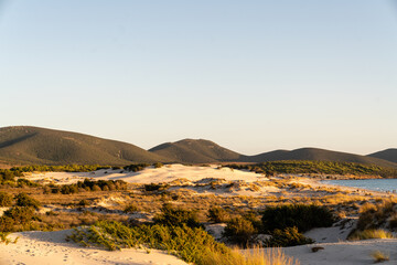 Panorama Düne Dune di Porto Pino auf Sardinien Italien bei Sonnenuntergang am Strand