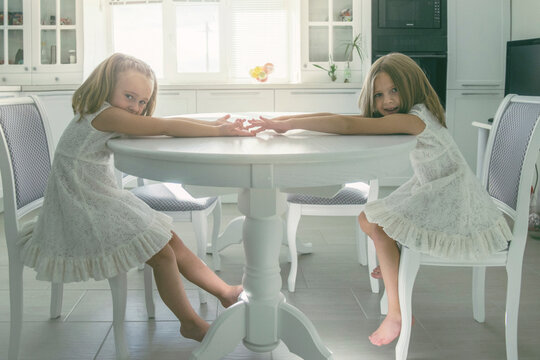 Children at the dining table