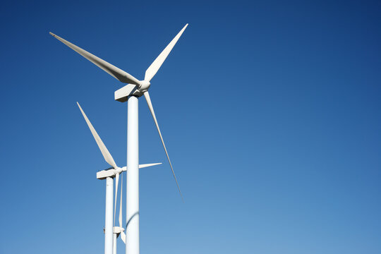 Windmills for electric procuction