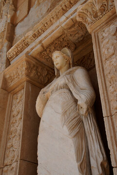 Statue of Arete (Goodness) on the exterior of the  Celsus library