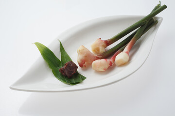 はじかみ生姜　　　　谷中生姜