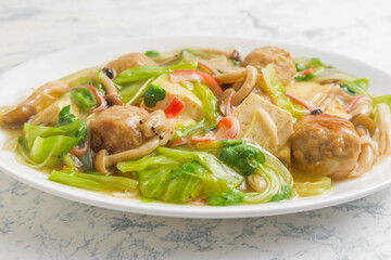 肉団子と豆腐の野菜餡かけ