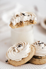 cookies with butter cream nutmeg sweet dessert cafe