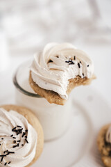 cookies with butter cream nutmeg sweet dessert cafe