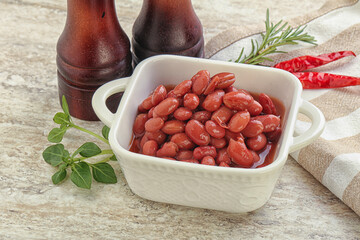 Red bean in tomato sauce