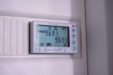 3-phase smart Energy meter 3-phase for 2-stage self-generated electricity usage counts the self...