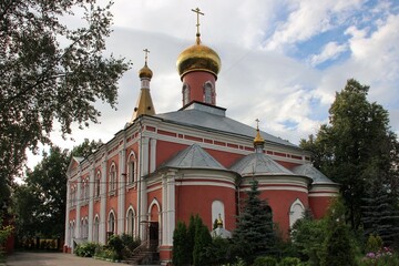 Fototapeta na wymiar Church of the Resurrection of Christ in the former Semyonovsky cemetery
