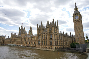 Fototapeta premium Palace of Westminster informally known as the Houses of Parliament with Big Ben tower on the north bank of the River Thames in the City of Westminster, in central London, England