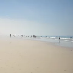 Photo sur Plexiglas Plage de Bolonia, Tarifa, Espagne Bolonia Strand an der Küste von Tarifa mit Nebel und Dunst, Cadiz, Spanien. Bolonia ist einer der besten Strände an der Küste von Cádiz im Atlantischen Ozean