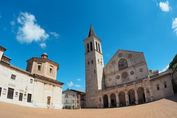 Fototapeta na wymiar Piazza del Duomo di Spoleto