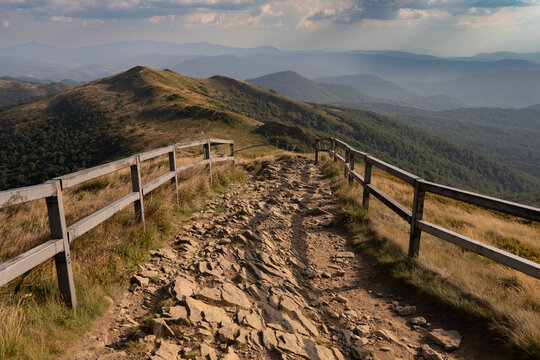 Down the ridge from Halicz